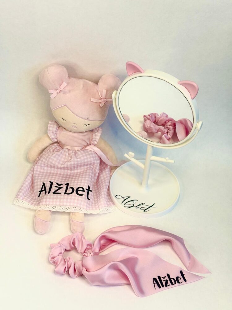 Girl box II